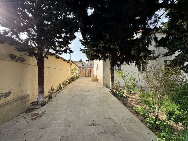12 otaqlı həyət evi/bağ evi - Badamdar q. - 360 m² (14)