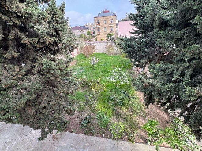 12 otaqlı həyət evi/bağ evi - Badamdar q. - 360 m² (20)