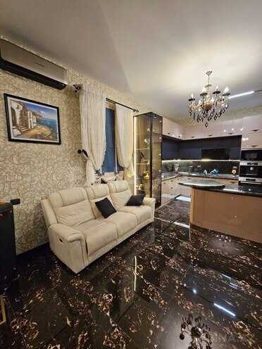 4 otaqlı həyət evi/bağ evi - Nardaran q. - 350 m² (21)