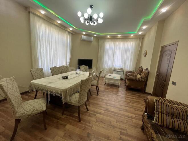 4 otaqlı həyət evi/bağ evi - Türkan q. - 218 m² (6)