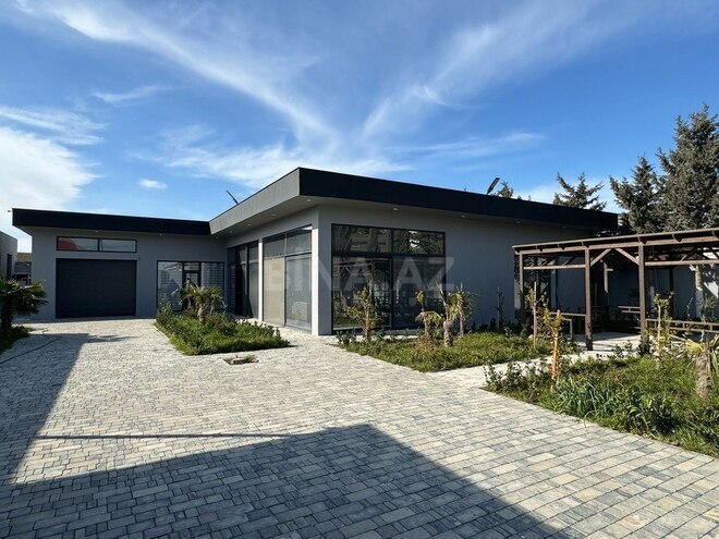 5-комн. дом/дача - пос. Бильгях - 350 м² (1)