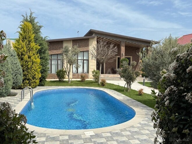 4 otaqlı həyət evi/bağ evi - Mərdəkan q. - 240 m² (1)
