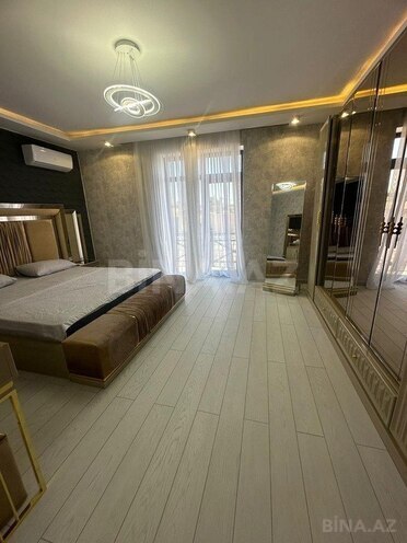 4 otaqlı həyət evi/bağ evi - Mərdəkan q. - 300 m² (21)