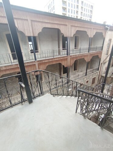3 otaqlı köhnə tikili - 28 May m. - 80 m² (13)