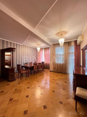 Продаётся 4-комн. новостройка 168 м², м. Элмляр Академиясы, photo 4 from 22