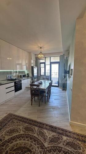 3 otaqlı yeni tikili - 8 Noyabr m. - 135 m² (8)