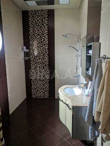 6 otaqlı həyət evi/bağ evi - Fatmayı q. - 400 m² (22)