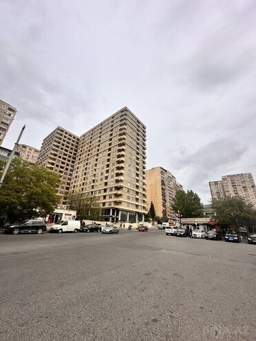 3 otaqlı yeni tikili - Elmlər Akademiyası m. - 141 m² (10)