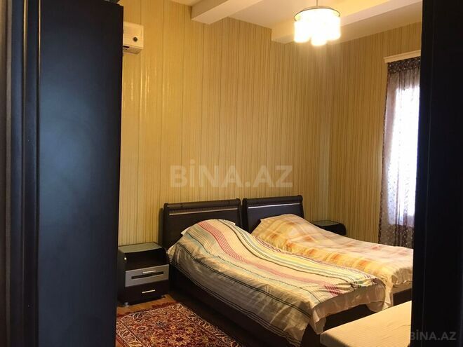 4 otaqlı həyət evi/bağ evi - Şüvəlan q. - 200 m² (13)