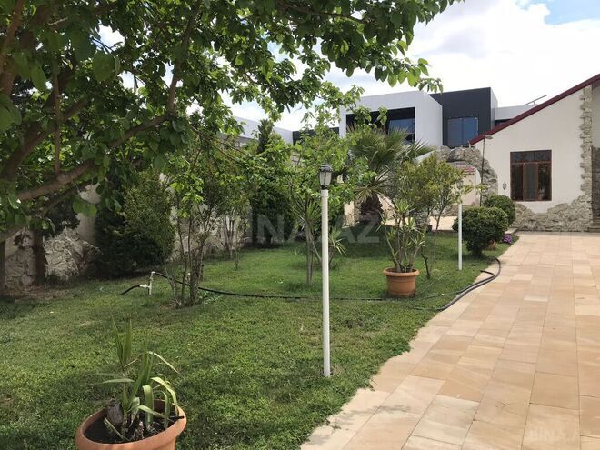 4 otaqlı həyət evi/bağ evi - Şüvəlan q. - 200 m² (2)