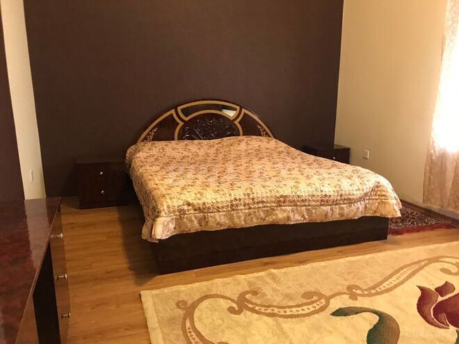 4 otaqlı həyət evi/bağ evi - Şüvəlan q. - 200 m² (14)