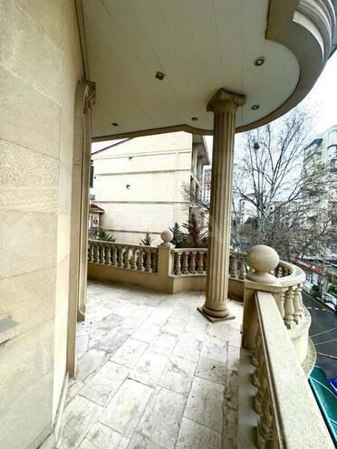 Satılır 16 otaqlı həyət evi/bağ evi 1 200 m², Gənclik m., photo 24 from 26