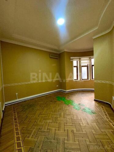 Satılır 16 otaqlı həyət evi/bağ evi 1 200 m², Gənclik m., photo 8 from 26