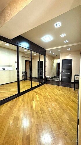 3 otaqlı yeni tikili - Elmlər Akademiyası m. - 155 m² (1)