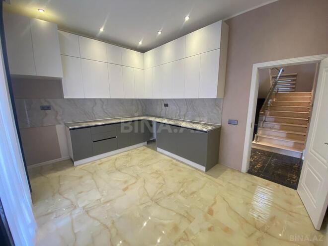 4 otaqlı həyət evi/bağ evi - Novxanı q. - 220 m² (15)