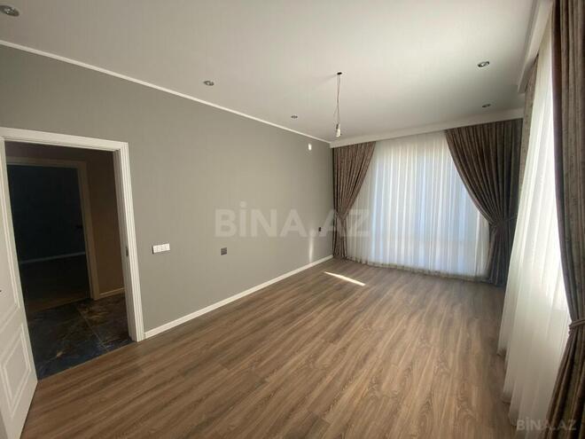 4 otaqlı həyət evi/bağ evi - Novxanı q. - 220 m² (27)
