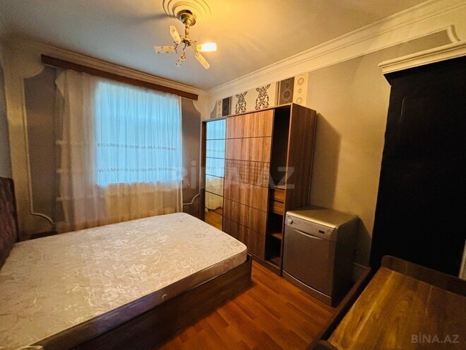 3 otaqlı köhnə tikili - Bakıxanov q. - 61 m² (5)