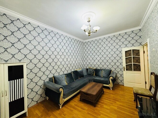 3 otaqlı köhnə tikili - Bakıxanov q. - 61 m² (4)