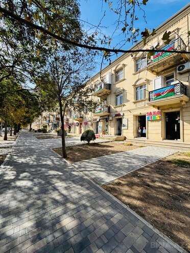 3 otaqlı köhnə tikili - Bakıxanov q. - 61 m² (1)