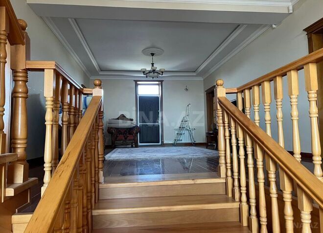 7 otaqlı həyət evi/bağ evi - Novxanı q. - 550 m² (11)