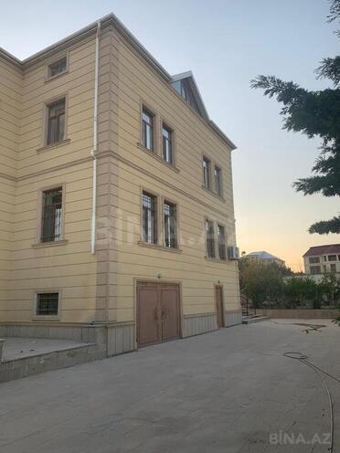 7 otaqlı həyət evi/bağ evi - Novxanı q. - 550 m² (13)