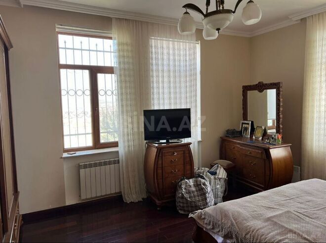 7 otaqlı həyət evi/bağ evi - Novxanı q. - 550 m² (18)