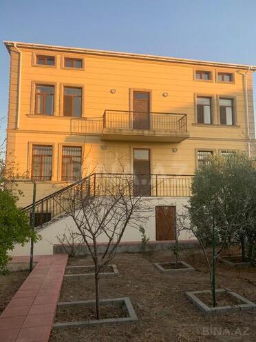 7 otaqlı həyət evi/bağ evi - Novxanı q. - 550 m² (9)