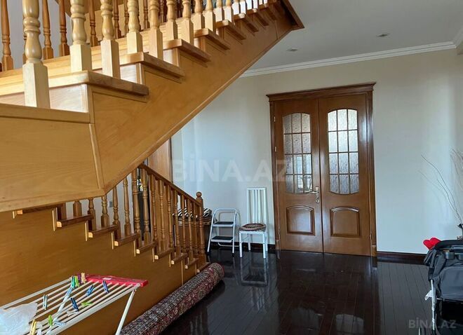 7 otaqlı həyət evi/bağ evi - Novxanı q. - 550 m² (3)
