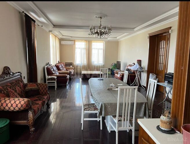 7 otaqlı həyət evi/bağ evi - Novxanı q. - 550 m² (14)
