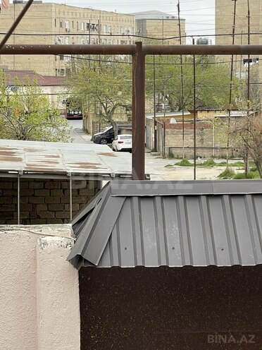 2 otaqlı həyət evi/bağ evi - Əmircan q. - 70 m² (26)