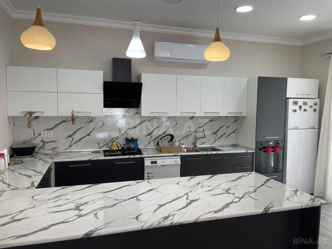 5 otaqlı həyət evi/bağ evi - Şüvəlan q. - 220 m² (28)