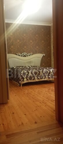 6 otaqlı həyət evi/bağ evi - Saray q. - 200 m² (22)
