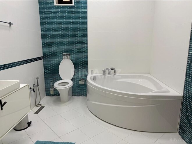 8-комн. дом/дача - пос. 8-й мкр - 600 м² (20)