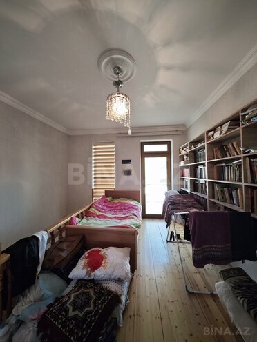 5 otaqlı həyət evi/bağ evi - Qaraçuxur q. - 130 m² (22)