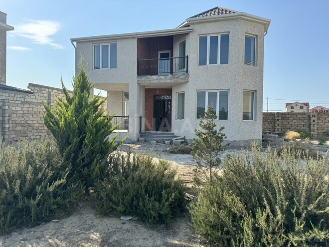 4 otaqlı həyət evi/bağ evi - Şüvəlan q. - 150 m² (4)