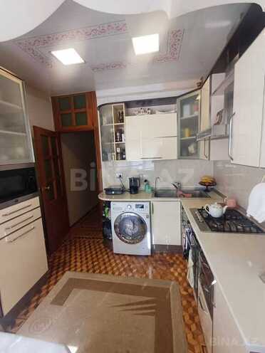 Satılır 5 otaqlı köhnə tikili 115 m², Azadlıq Prospekti m., photo 28 from 32
