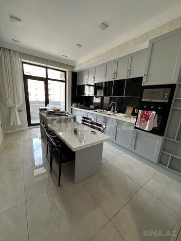 4-комн. новостройка - м. 28 мая - 260 м² (8)