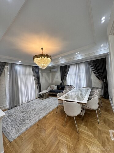 4 otaqlı yeni tikili - 28 May m. - 170 m² (1)