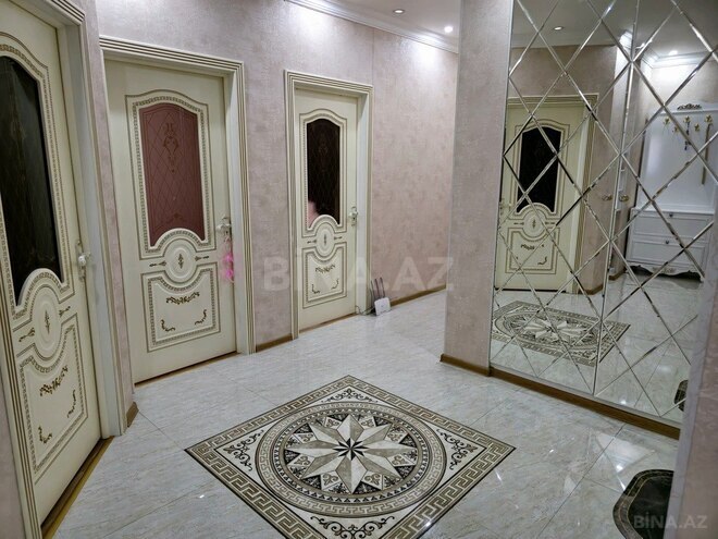 3-комн. новостройка - м. 8 ноября - 108 м² (3)