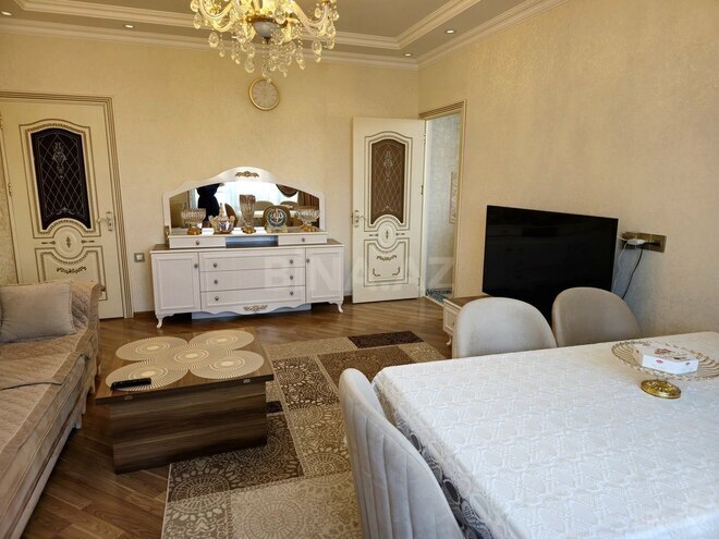 3-комн. новостройка - м. 8 ноября - 108 м² (1)