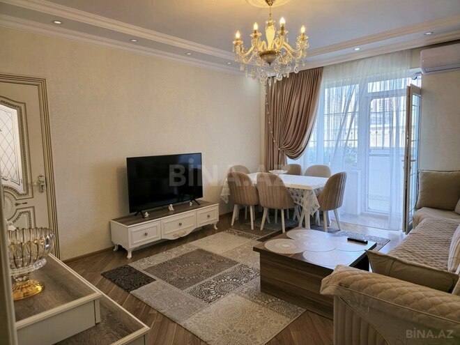 3-комн. новостройка - м. 8 ноября - 108 м² (2)