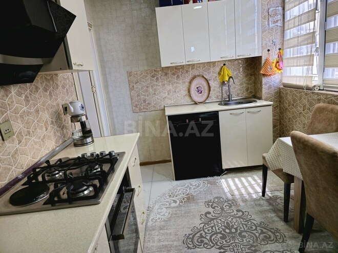 3-комн. новостройка - м. 8 ноября - 108 м² (15)