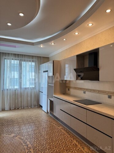 3-комн. новостройка - м. 28 мая - 165 м² (5)