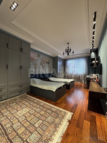 3-комн. новостройка - м. 8 ноября - 170 м² (8)