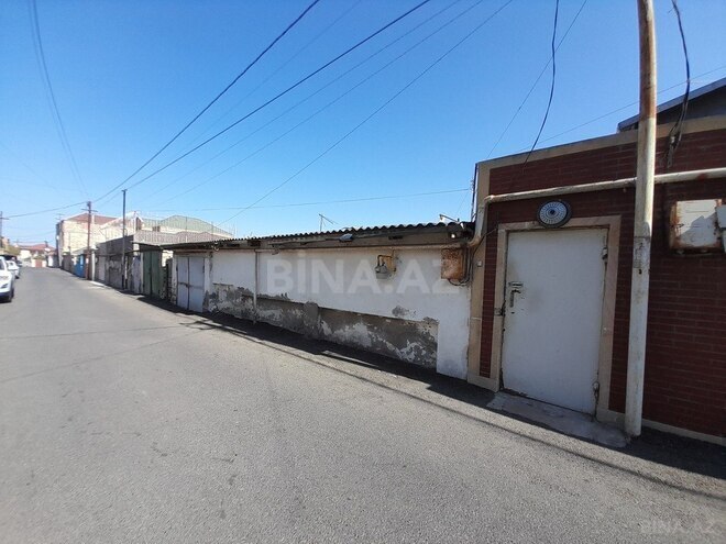 6 otaqlı həyət evi/bağ evi - M.Ə.Rəsulzadə q. - 240 m² (2)