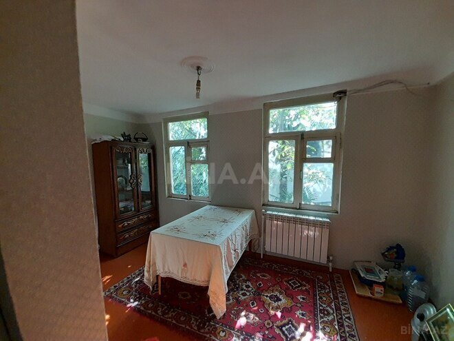 6 otaqlı həyət evi/bağ evi - M.Ə.Rəsulzadə q. - 240 m² (10)