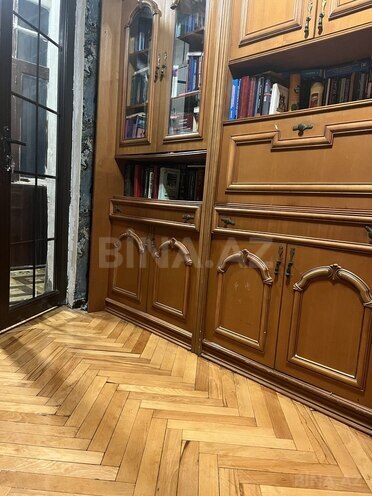 3 otaqlı köhnə tikili - Nəsimi r. - 80 m² (1)