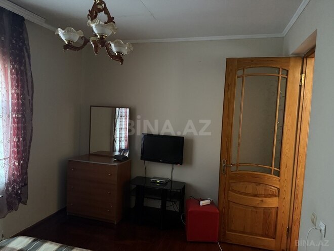 4 otaqlı həyət evi/bağ evi - Maştağa q. - 240 m² (21)