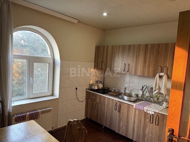 4 otaqlı həyət evi/bağ evi - Maştağa q. - 240 m² (10)