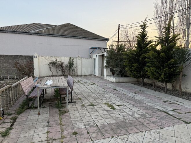 4 otaqlı həyət evi/bağ evi - Maştağa q. - 240 m² (2)